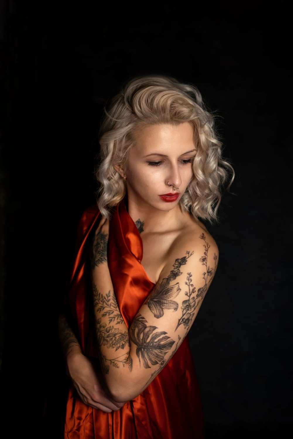 A Fleur de Peau - Professionelles Tattoo Studio - Eine Frau mit Tattoo
